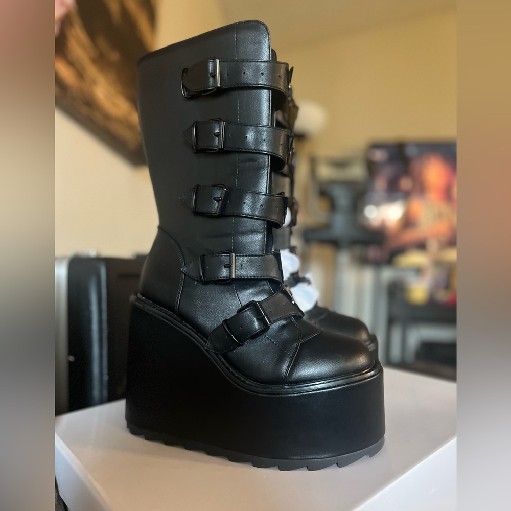 Black dune bat boots - Picture 7 of 8